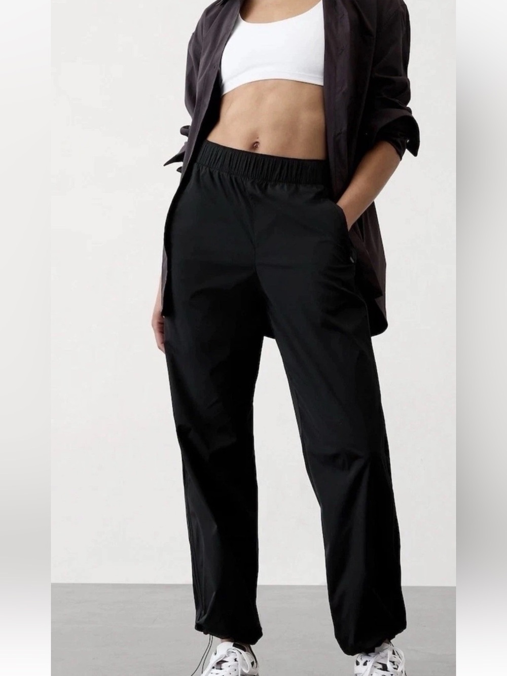 Athleta Rise Pant Black Bungee Hem Zip Pocket Sz Medium